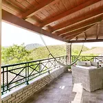 Rafaela\'S House Sokraki